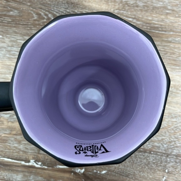 Snow White Claw Footed Black Mug Designer Collection Evil Queen Villains Disney - Picture 3 of 15